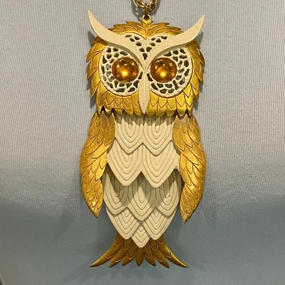 Vintage Owl Necklace With Hinged Parts - Picture 2 of 9